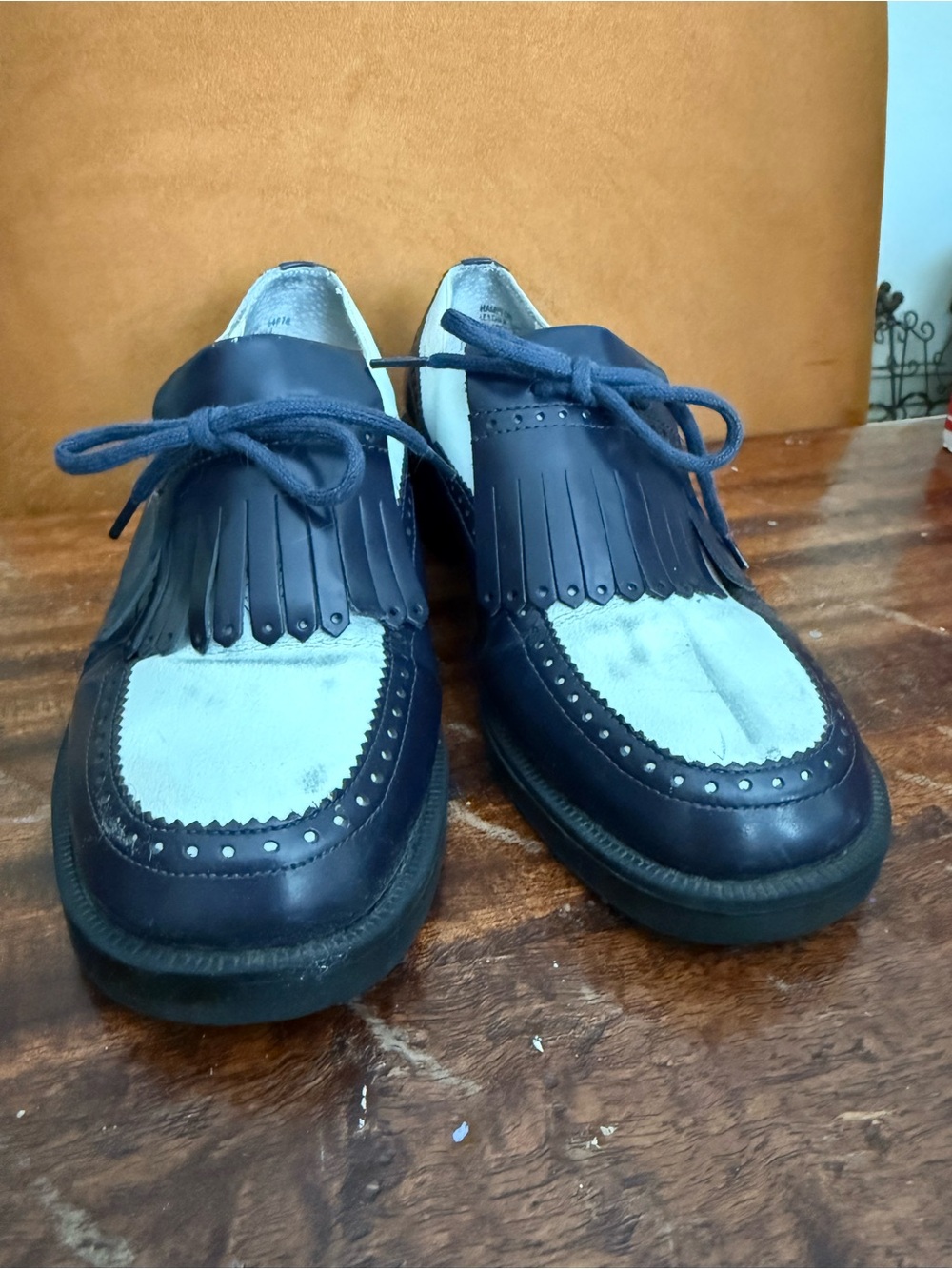 1980s ESPRIT Women’s Two-Tone Kiltie Lace-Up Loafers - Navy and white